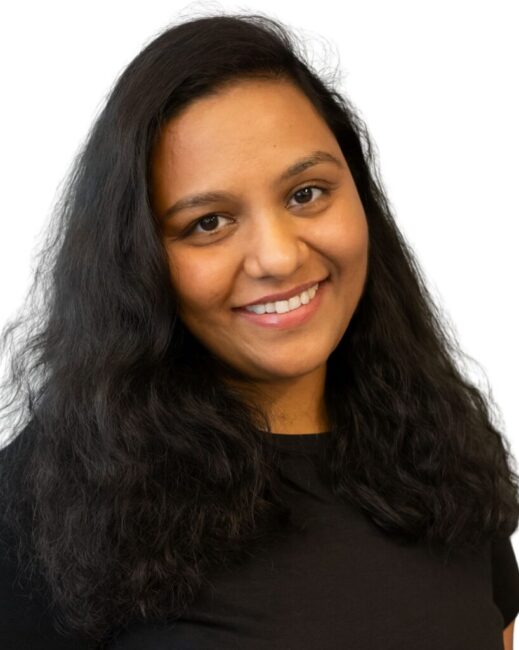 Gayathri Headshot